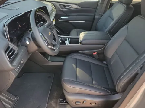 More photos of 2026 Chevrolet Traverse LT at Step One Chevrolet, AL