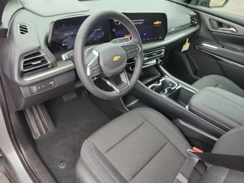 More photos of 2026 Chevrolet Traverse LT at Step One Chevrolet, AL