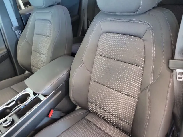 2026 Chevrolet Equinox LT photo 3