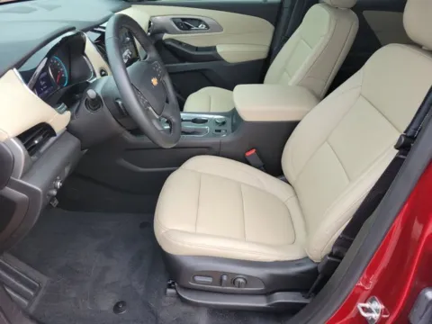 More photos of 2023 Chevrolet Traverse LT Leather at Step One Chevrolet, AL