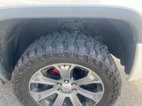 More photos of 2017 GMC Sierra 1500 Denali at Step One Chevrolet, AL