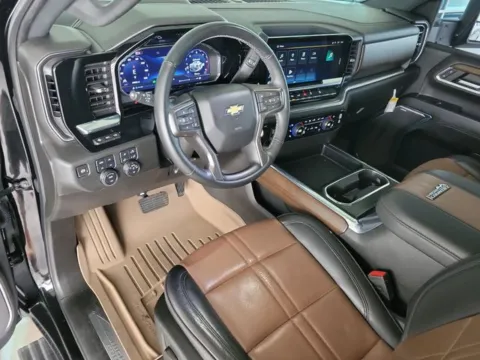 More photos of 2024 Chevrolet Silverado 2500HD High Country at Step One Chevrolet, AL