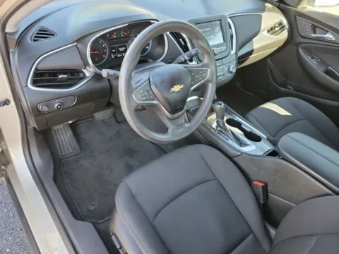 More photos of 2016 Chevrolet Malibu LT at Step One Chevrolet, AL