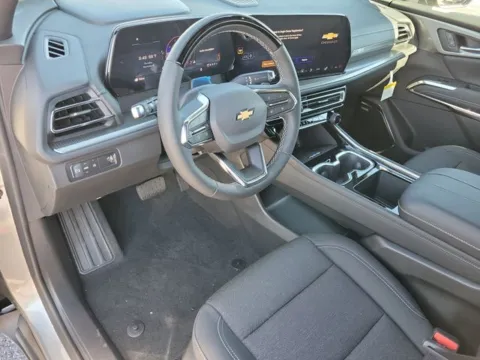 More photos of 2026 Chevrolet Traverse LT at Step One Chevrolet, AL