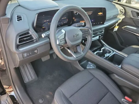 More photos of 2026 Chevrolet Traverse LT at Step One Chevrolet, AL