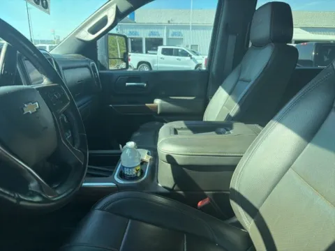 More photos of 2022 Chevrolet Silverado 2500HD High Country at Step One Chevrolet, AL