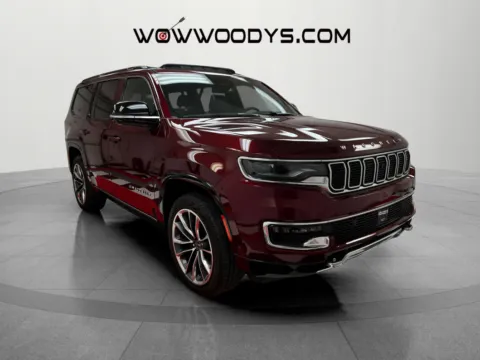 More photos of 2024 Jeep Wagoneer Series III at MAG CDJR, MO