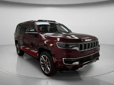 Photos of 2024 Jeep Wagoneer Series III for sale in Chillicothe, MO at MAG CDJR