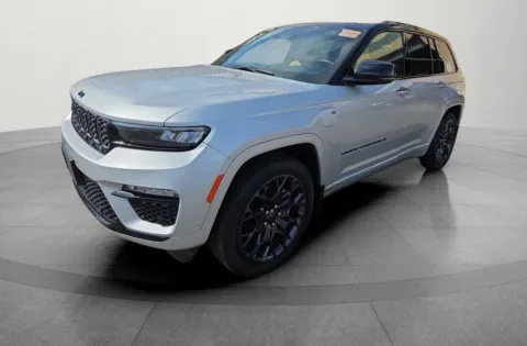 Silver 2024 Jeep Grand Cherokee 4xe Summit Reserve for sale in Chillicothe, MO