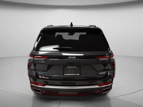 More photos of 2022 Jeep Grand Cherokee 4xe Summit Reserve at MAG CDJR, MO