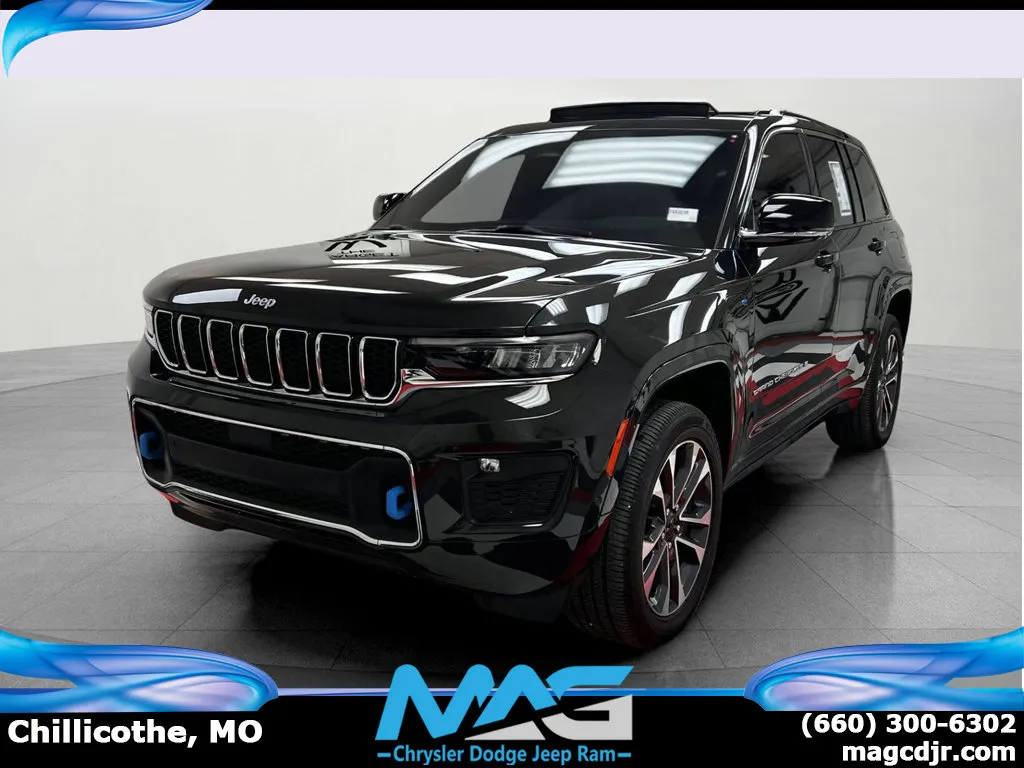 2024 Jeep Grand Cherokee Overland 4xe's photo