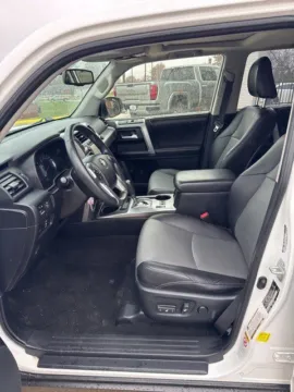 More photos of 2016 Toyota 4Runner 4WD 4dr V6 SR5 Premium (Natl) at MAG CDJR, MO