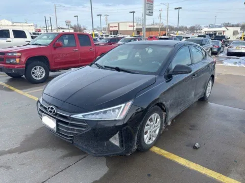 Black 2019 Hyundai Elantra SE for sale in Chillicothe, MO