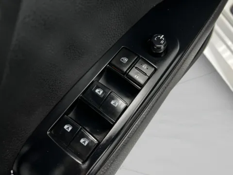 More photos of 2020 Toyota Camry LE at MAG CDJR, MO