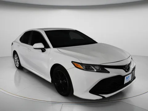 Photos of 2020 Toyota Camry LE for sale in Chillicothe, MO at MAG CDJR