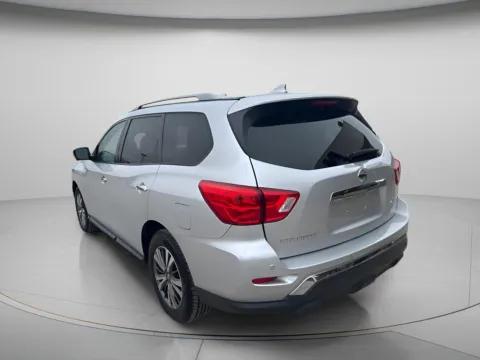 Another view of 2019 Nissan Pathfinder SL for sale in Chillicothe, MO at MAG CDJR