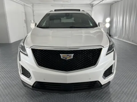 Another view of 2020 Cadillac XT5 Sport AWD for sale in Chillicothe, MO at MAG CDJR