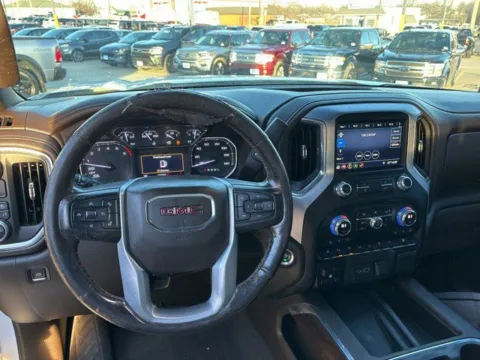 More photos of 2019 GMC Sierra 1500 SLT at MAG CDJR, MO