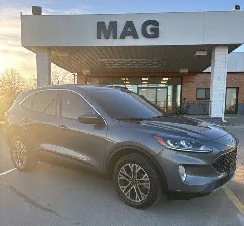 2022 Ford Escape SEL's photo