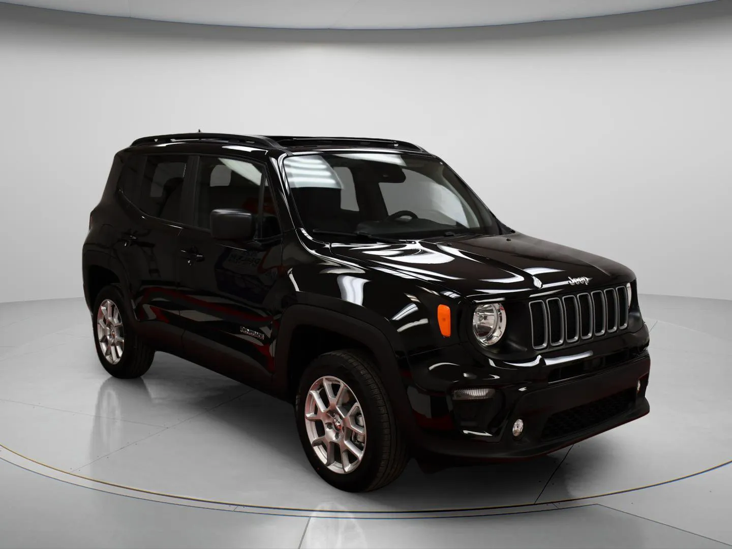 2023 Jeep Renegade Latitude's photo