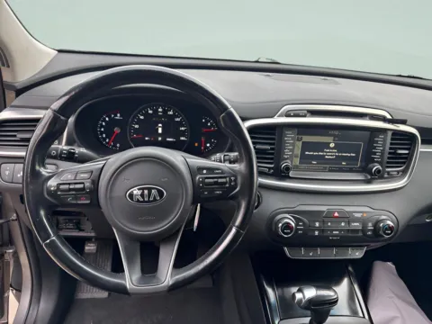 Another view of 2016 Kia Sorento SX for sale in Chillicothe, MO at MAG CDJR