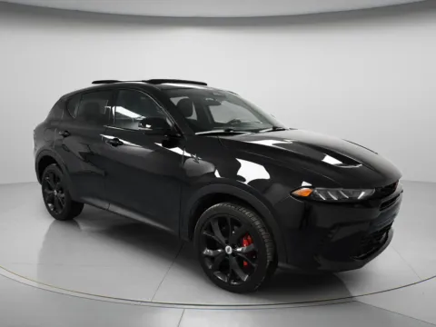 Photos of 2024 Dodge Hornet GT Plus for sale in Chillicothe, MO at MAG CDJR