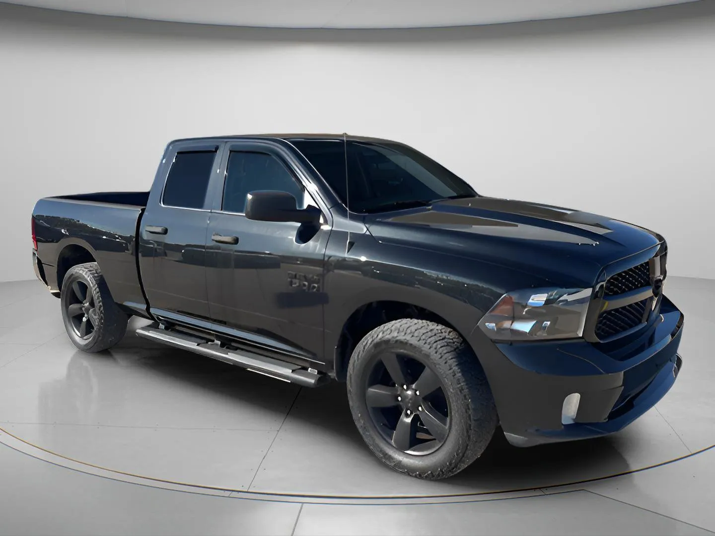 Black 2017 Ram 1500 Express for sale in Chillicothe, MO