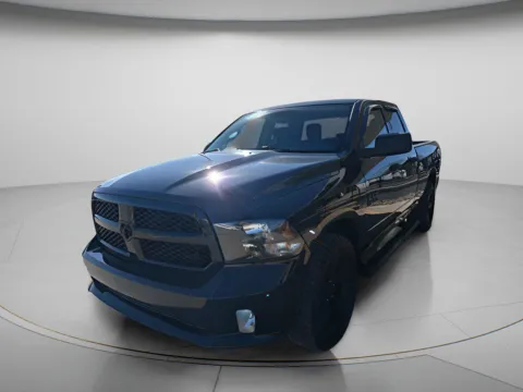 Photos of 2017 Ram 1500 Express for sale in Chillicothe, MO at MAG CDJR