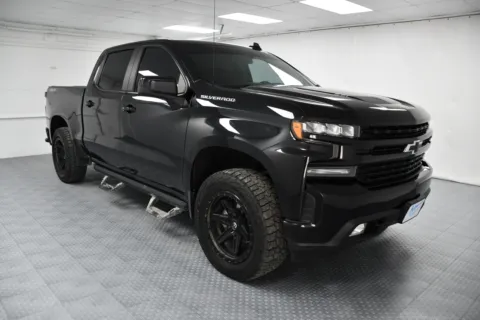 Black 2020 Chevrolet Silverado 1500 RST for sale in Chillicothe, MO