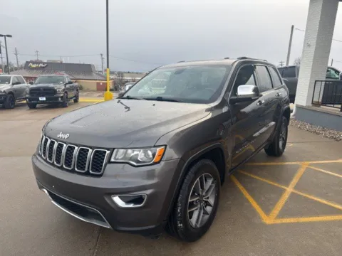 Photos of 2021 Jeep Grand Cherokee Limited for sale in Chillicothe, MO at MAG CDJR