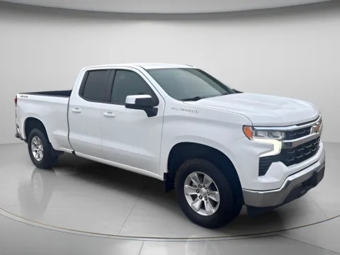 White 2023 Chevrolet Silverado 1500 LT for sale in Chillicothe, MO