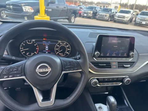 Another view of 2024 Nissan Altima 2.5 SV for sale in Chillicothe, MO at MAG CDJR