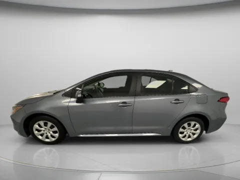 More photos of 2024 Toyota Corolla LE at MAG CDJR, MO