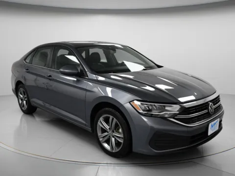 Photos of 2024 Volkswagen Jetta SE for sale in Chillicothe, MO at MAG CDJR