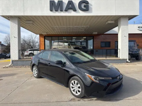 Black 2024 Toyota Corolla LE for sale in Chillicothe, MO