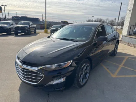 Photos of 2024 Chevrolet Malibu LT for sale in Chillicothe, MO at MAG CDJR