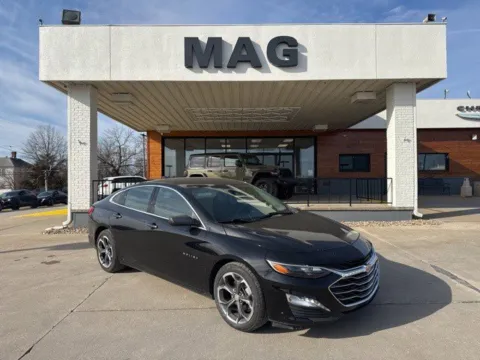 Black 2024 Chevrolet Malibu LT for sale in Chillicothe, MO
