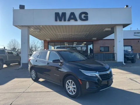 Black 2024 Chevrolet Equinox LT for sale in Chillicothe, MO