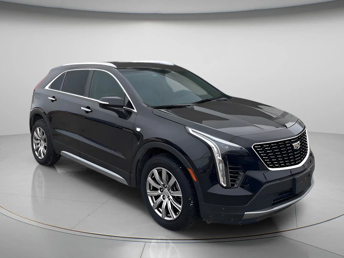 Black 2023 Cadillac XT4 FWD Premium Luxury for sale in Chillicothe, MO