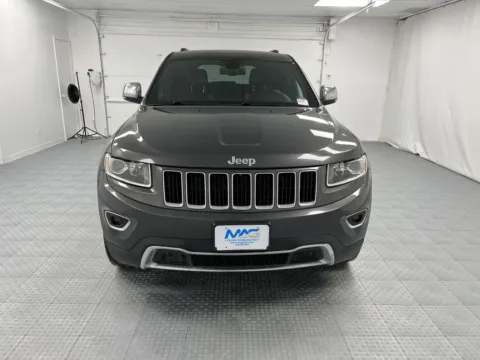 Photos of 2016 Jeep Grand Cherokee Limited for sale in Chillicothe, MO at MAG CDJR