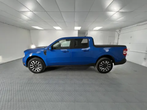 More photos of 2022 Ford Maverick LARIAT at MAG CDJR, MO