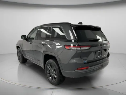 More photos of 2026 Jeep Grand Cherokee Limited Reserve at MAG CDJR, MO