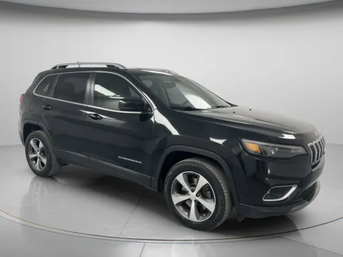 Photos of 2019 Jeep Cherokee Limited for sale in Chillicothe, MO at MAG CDJR