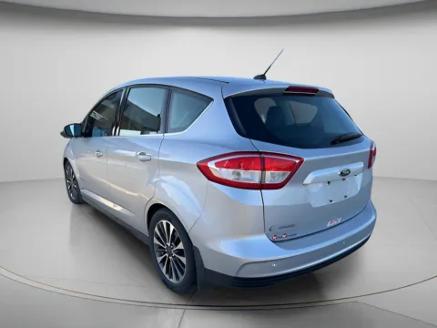 More photos of 2017 Ford C-Max Hybrid Titanium at MAG CDJR, MO