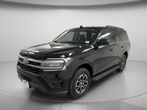 More photos of 2022 Ford Expedition XLT at MAG CDJR, MO