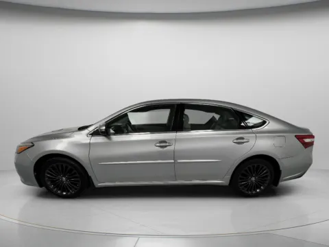 More photos of 2018 Toyota Avalon Touring at MAG CDJR, MO