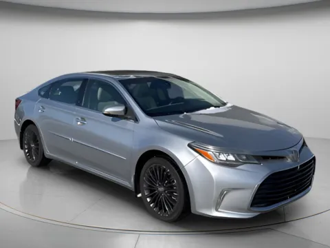 Gray 2018 Toyota Avalon Touring for sale in Chillicothe, MO