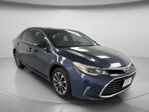 Photos of 2016 Toyota Avalon Limited for sale in Chillicothe, MO at MAG CDJR