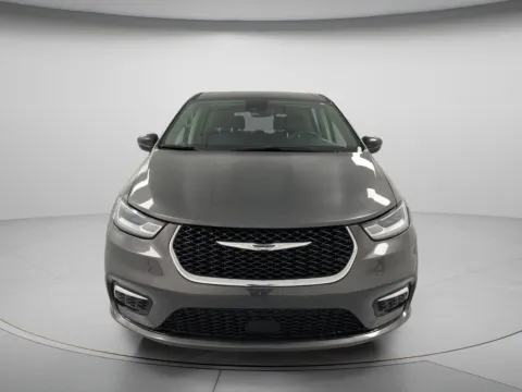 Another view of 2023 Chrysler Pacifica Touring L for sale in Chillicothe, MO at MAG CDJR