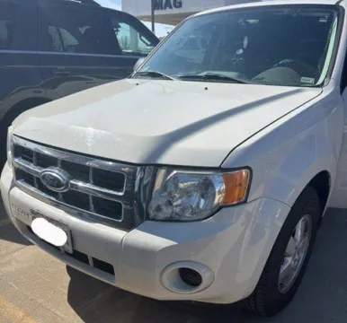 White 2012 Ford Escape XLS for sale in Chillicothe, MO